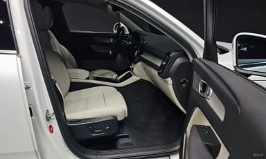 XC40