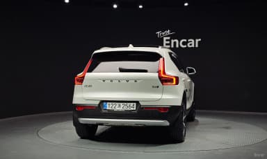 XC40