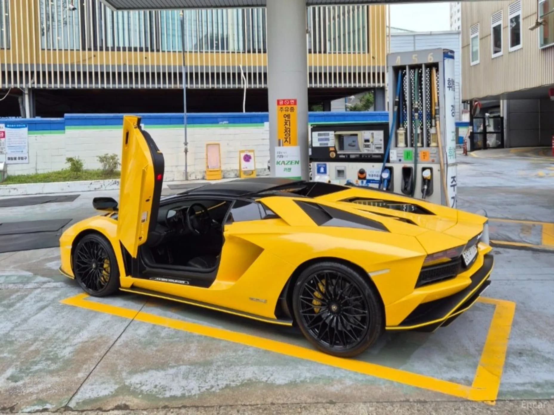 Aventador