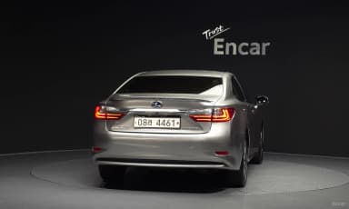 New ES300h
