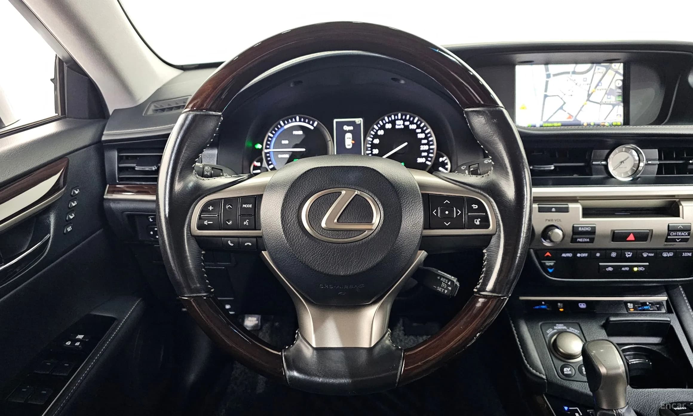 New ES300h