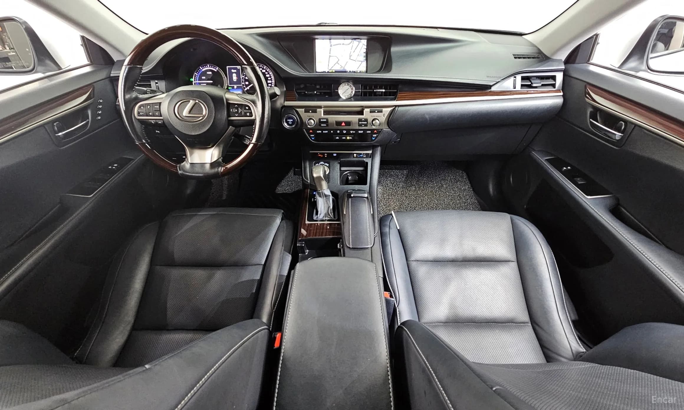 New ES300h