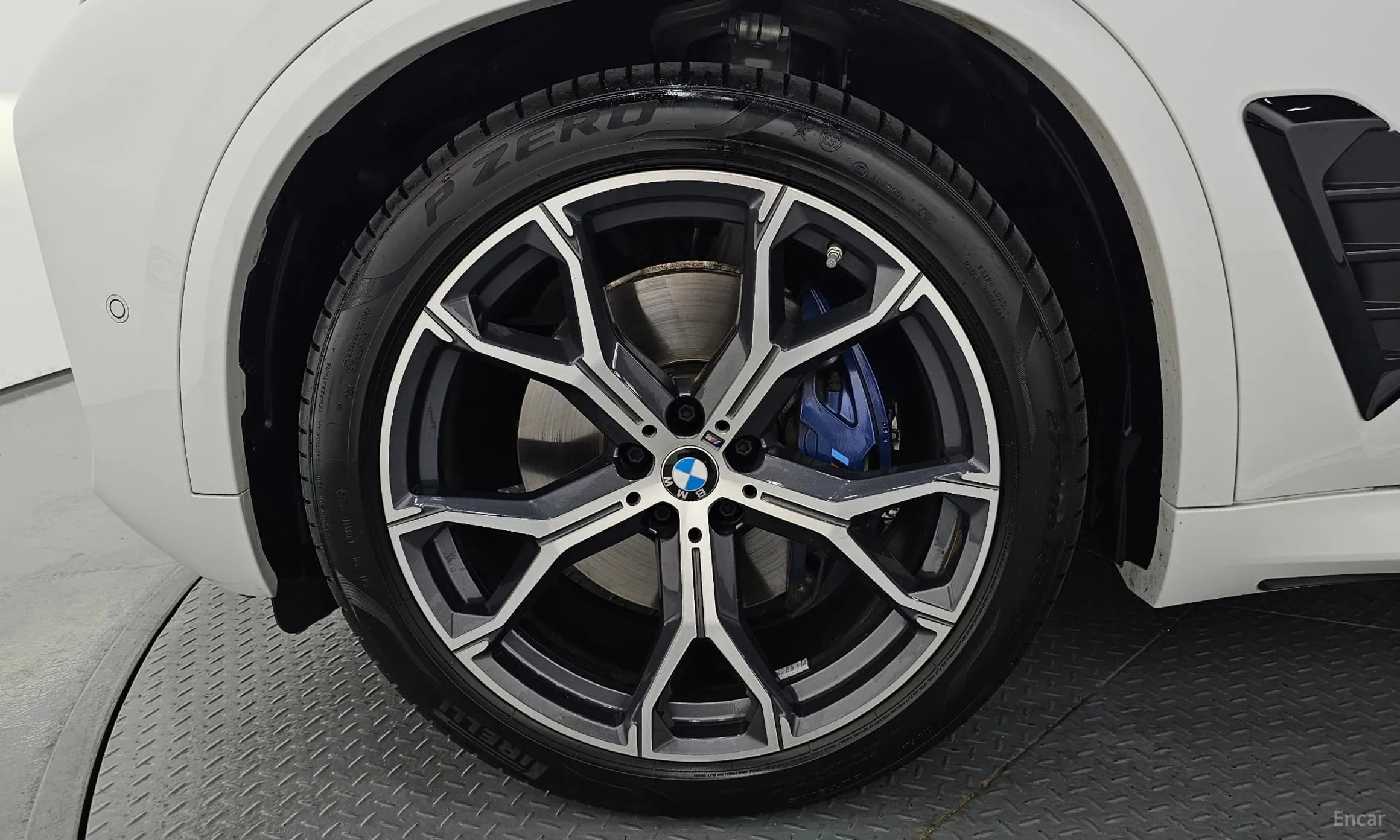 X5 (G05)