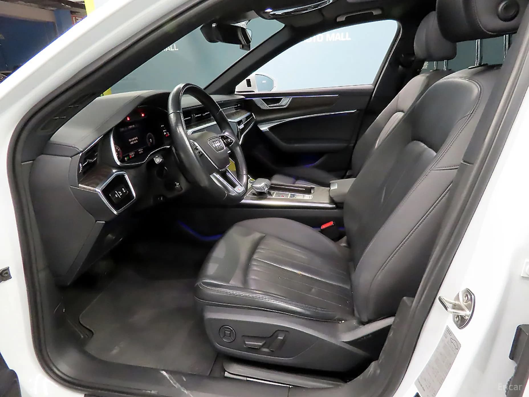 A6 (C8)