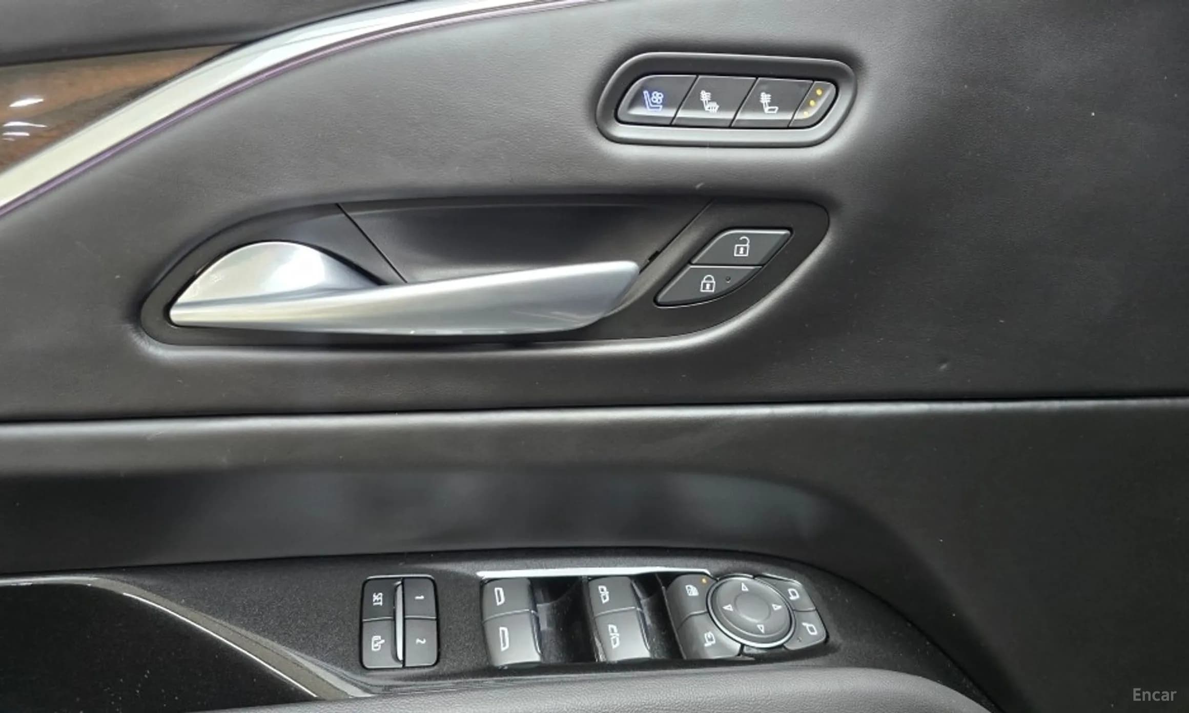 Escalade 5th Generation