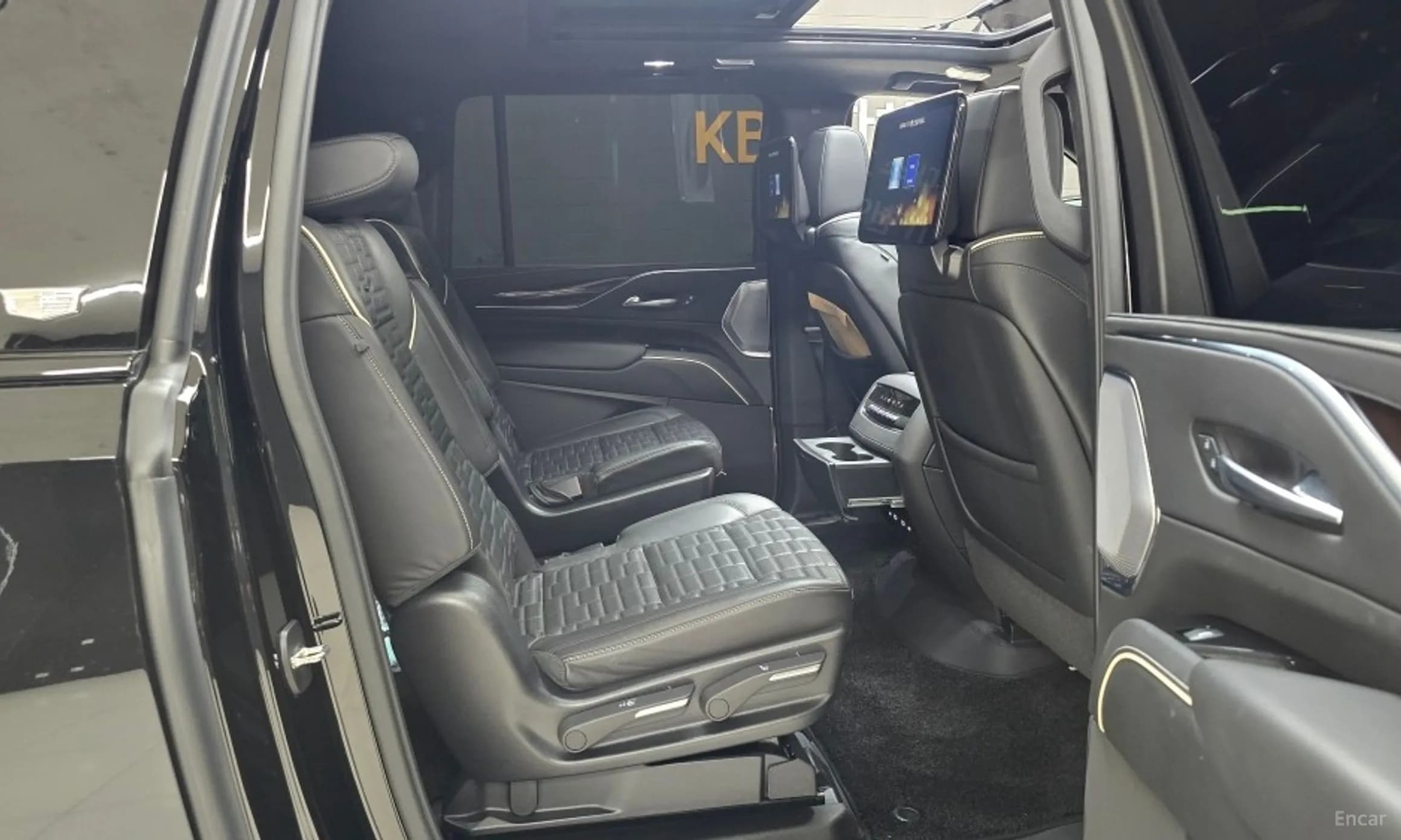 Escalade 5th Generation