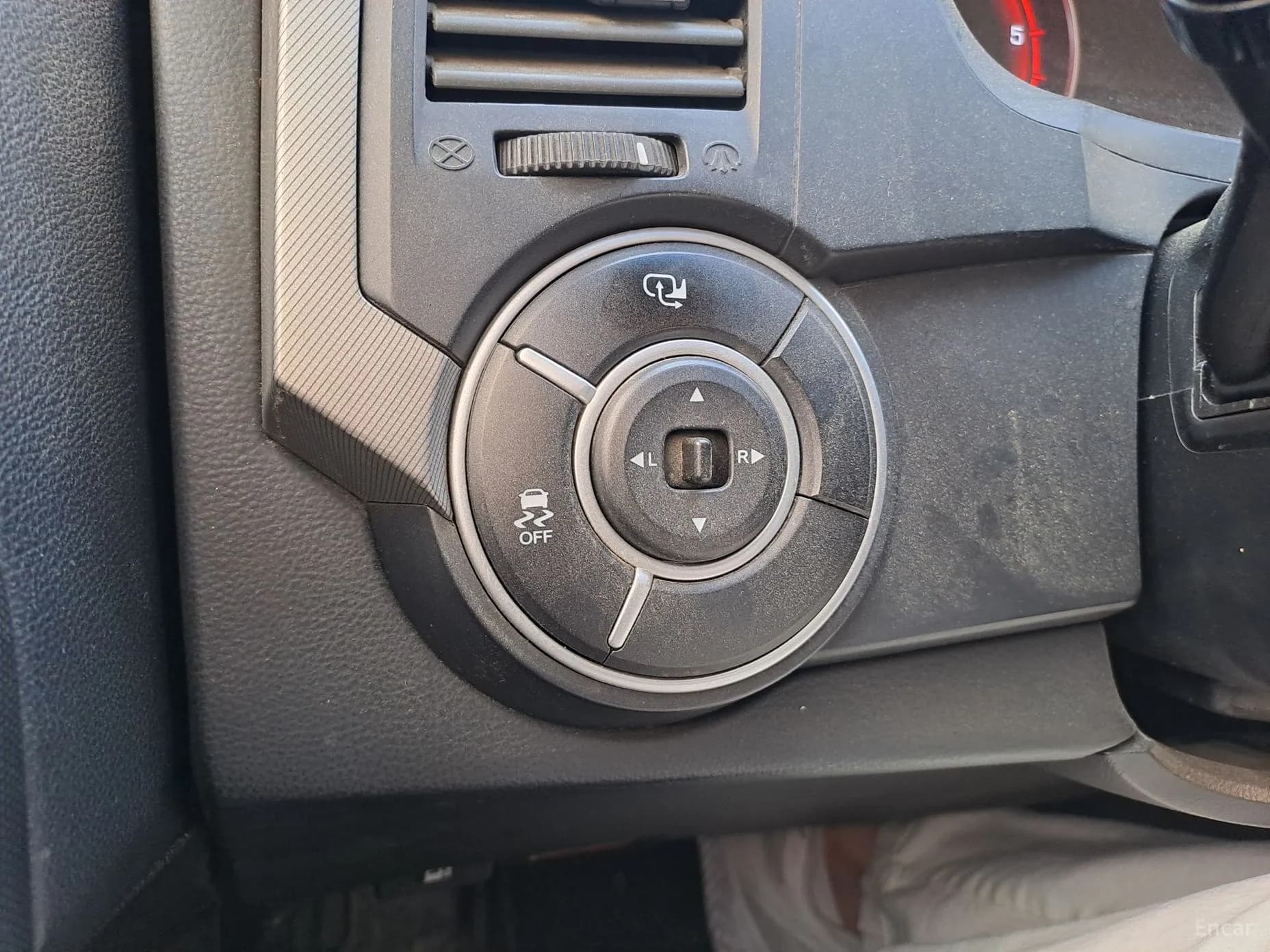 Korando Sports
