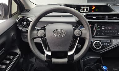 Prius C