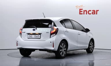 Prius C