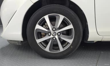 Prius C