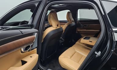 S90