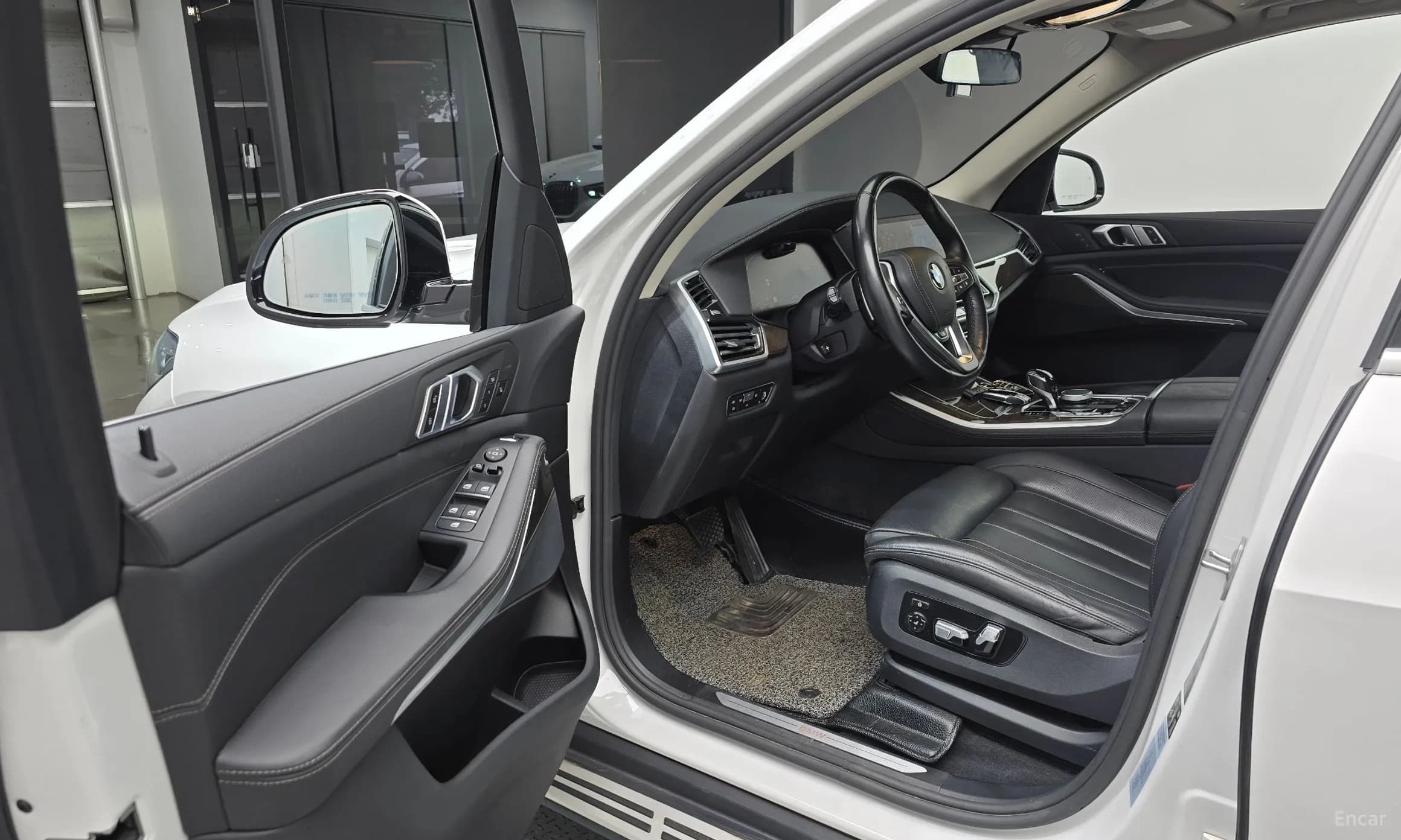 X5 (G05)