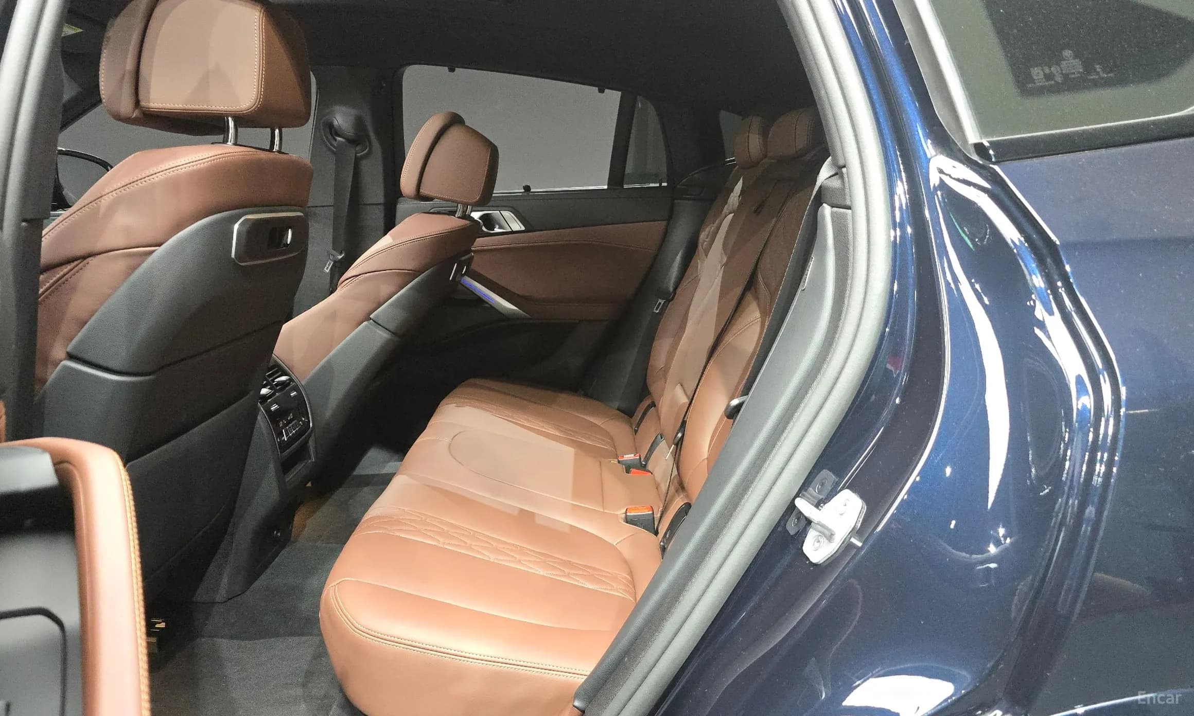 X6 (G06)