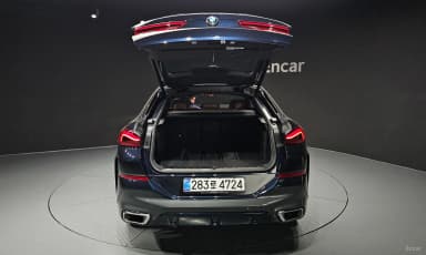 X6 (G06)