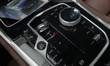 X6 (G06)