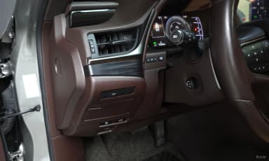 ES300h 7th Generation