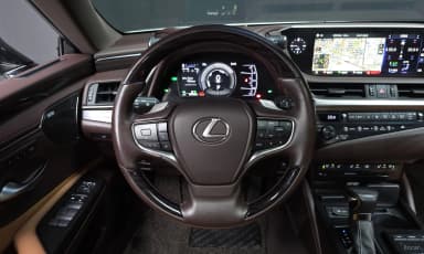 ES300h 7th Generation