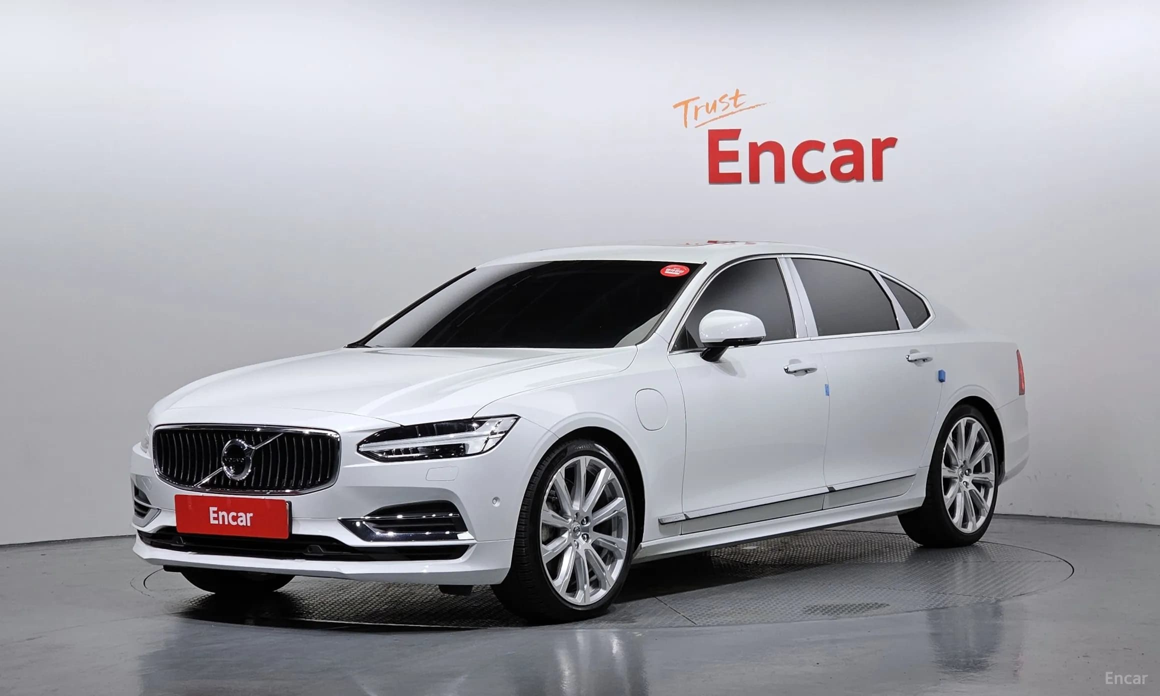 S90
