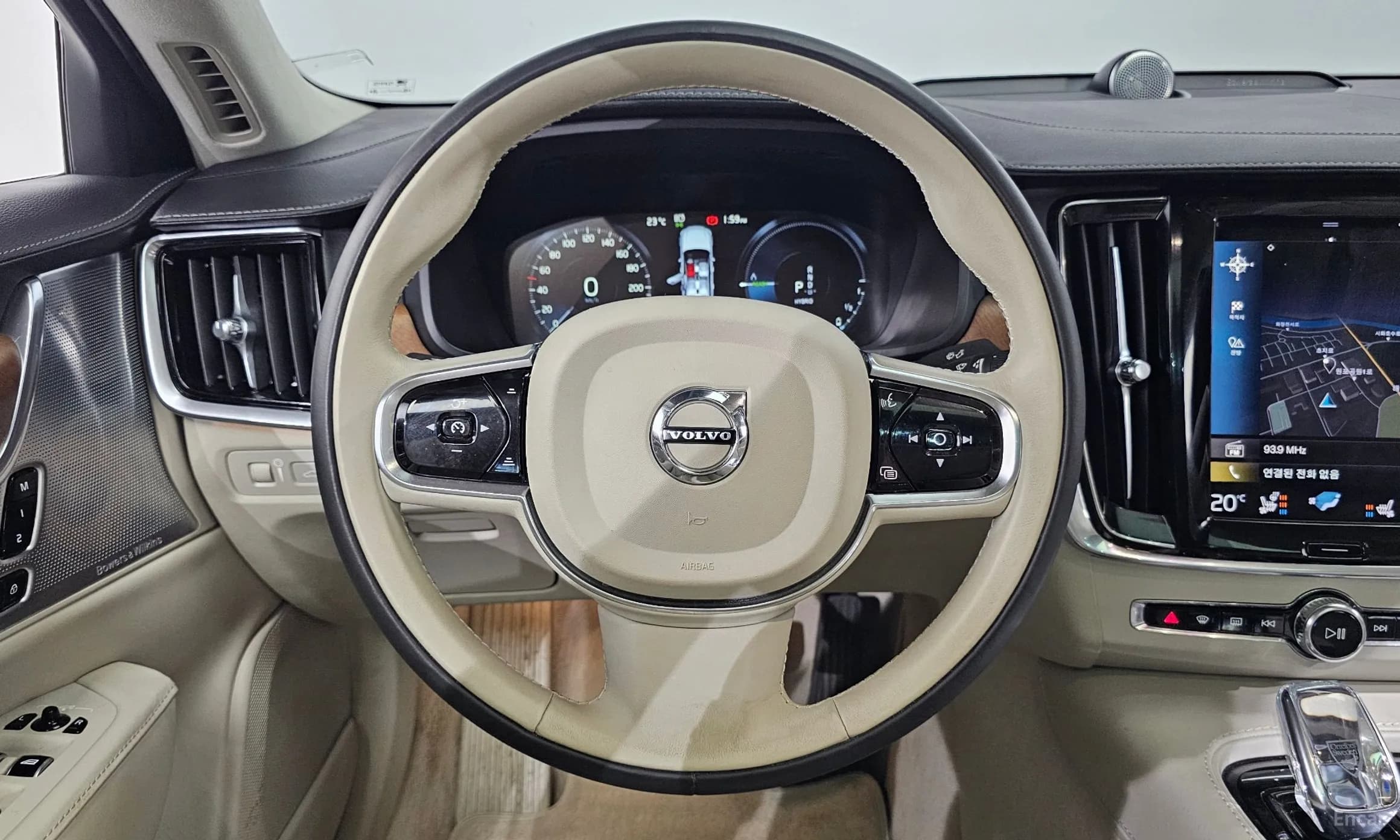S90