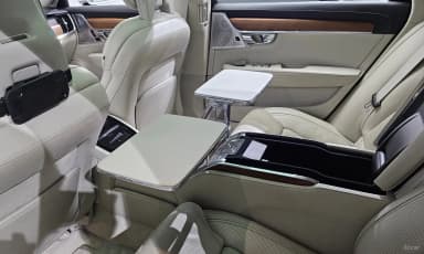 S90