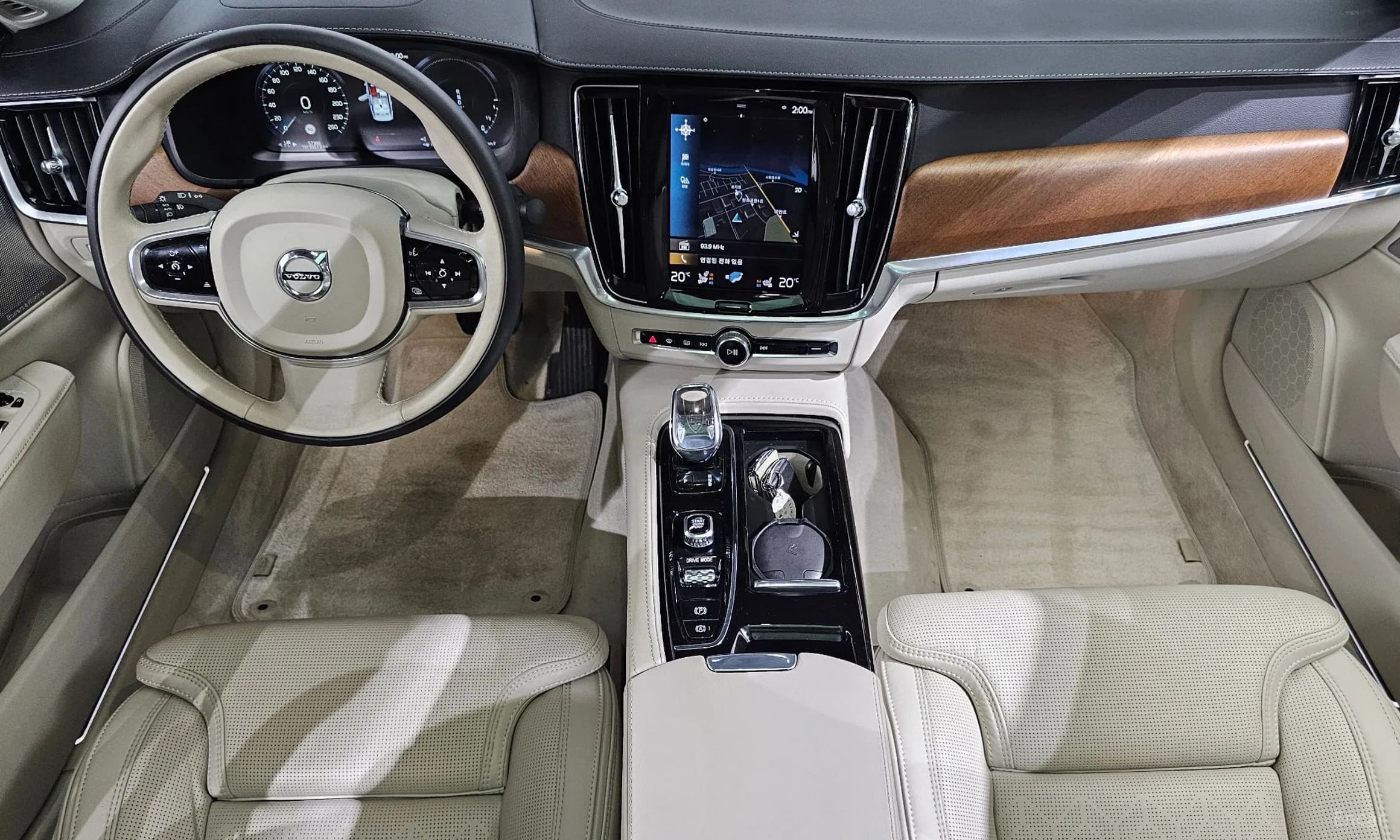 S90