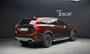 V60 Cross Country