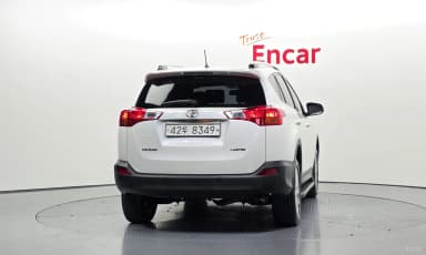 RAV4