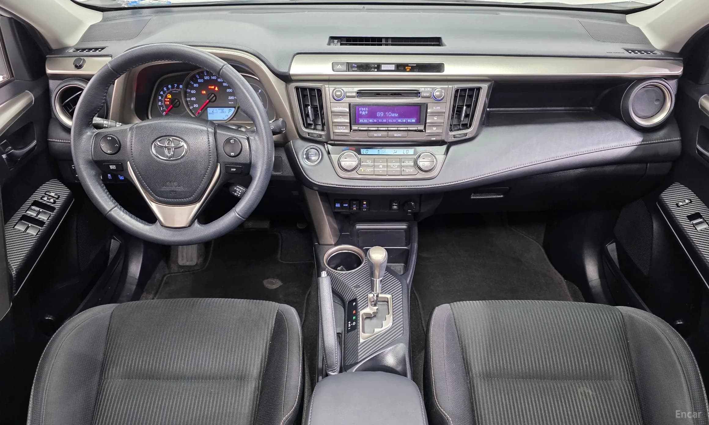 RAV4