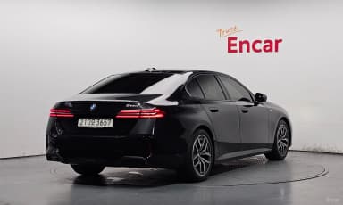 5 Series (G60)