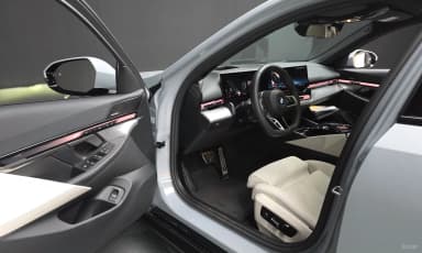 5 Series (G60)