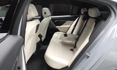 5 Series (G60)