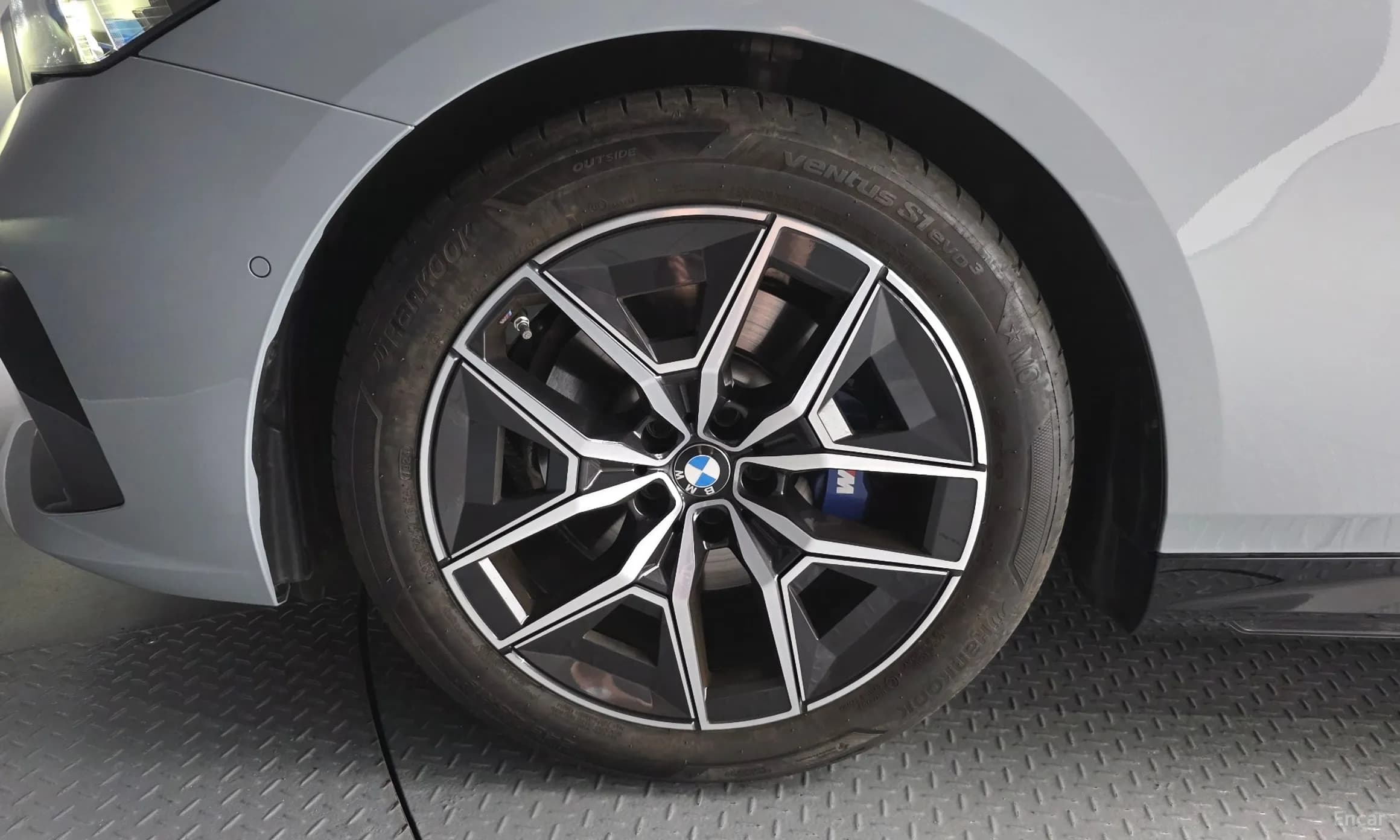 5 Series (G60)