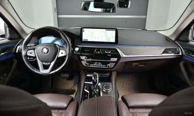 5 Series (G30)
