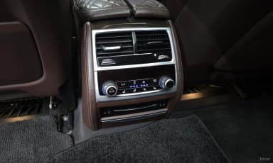 7 Series (G11)