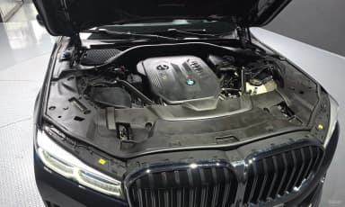 7 Series (G11)