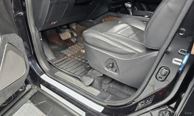 G4 Rexton