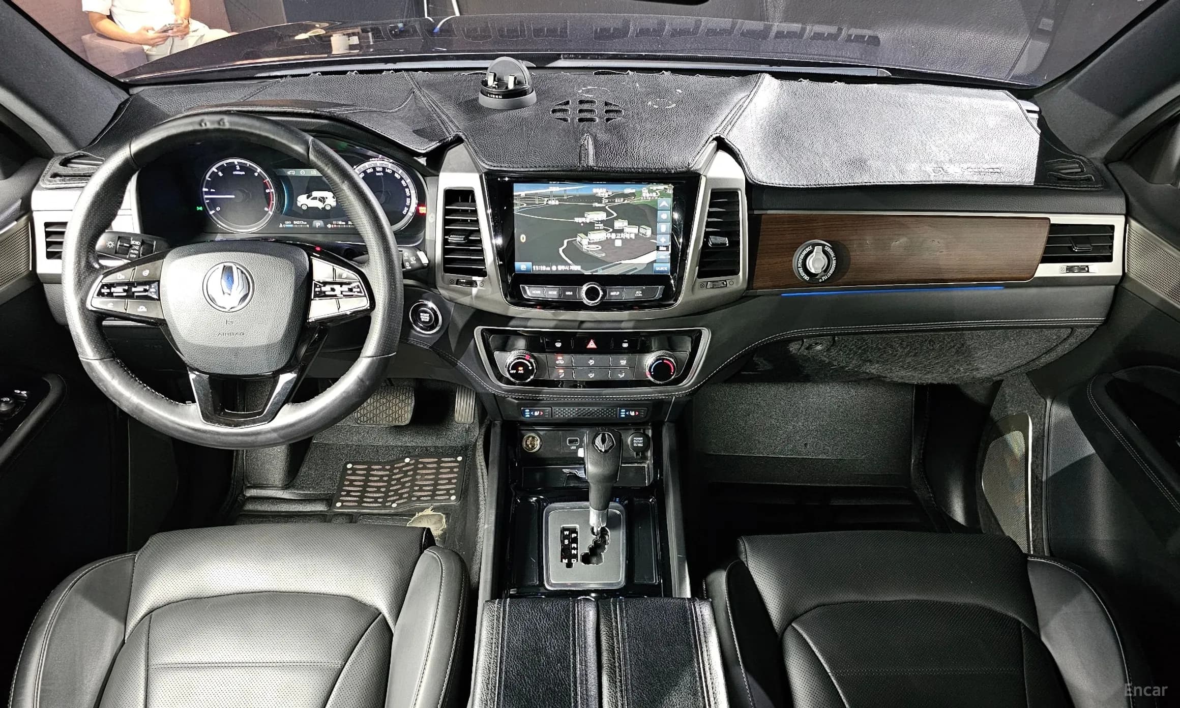 G4 Rexton