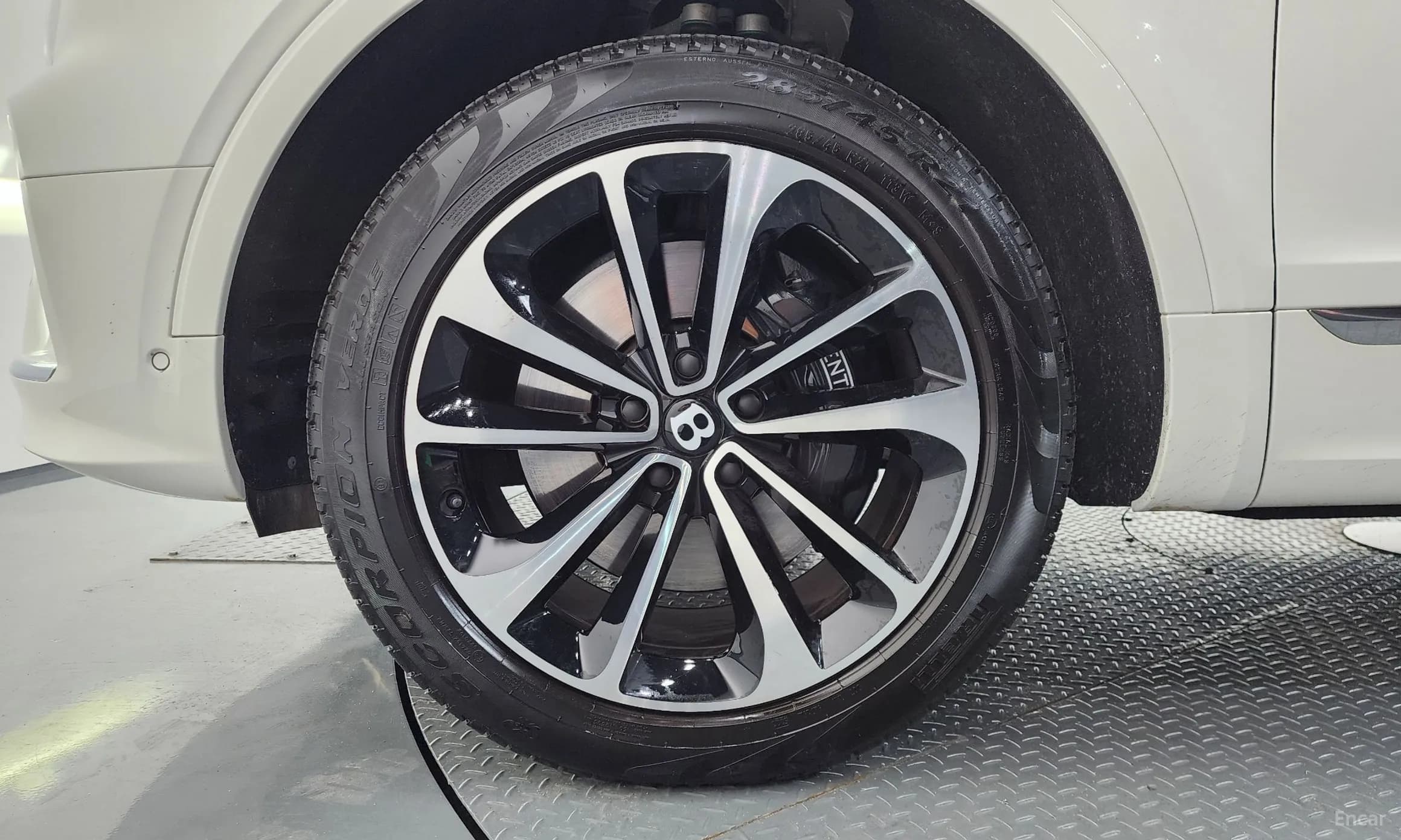 Bentayga