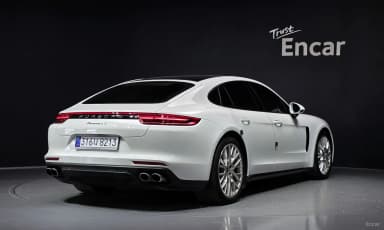 Panamera (971)
