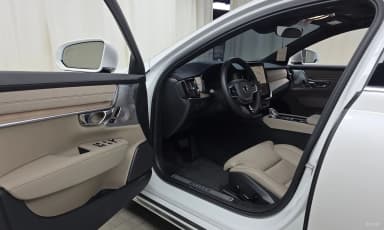 S90