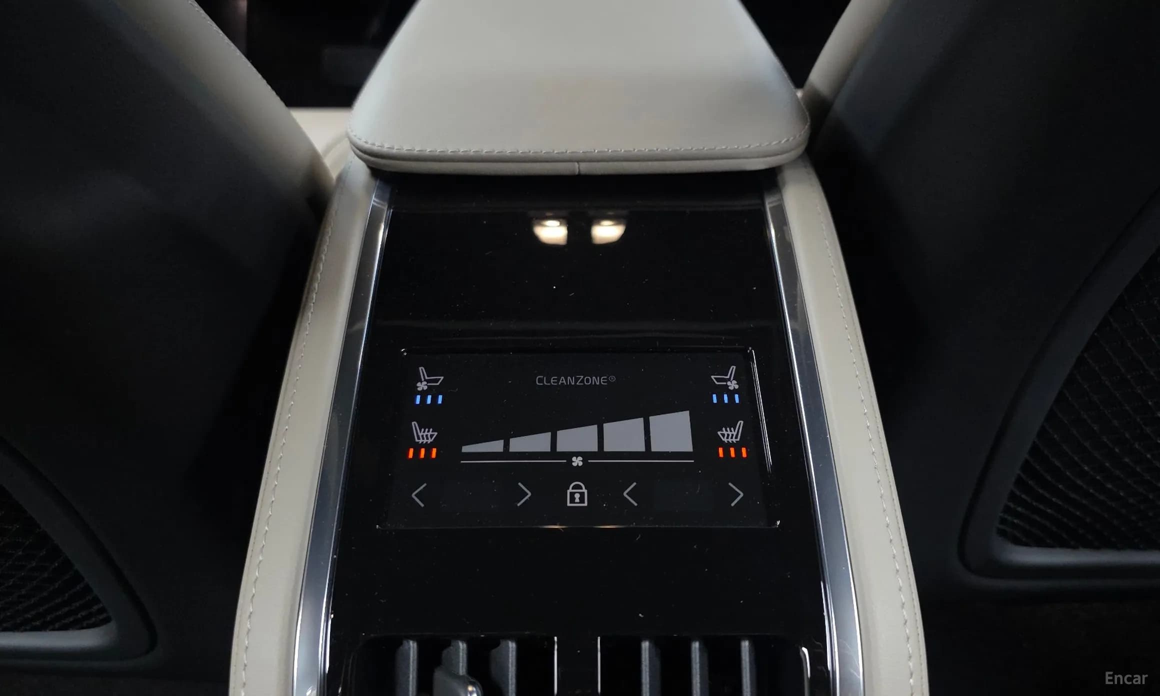 S90
