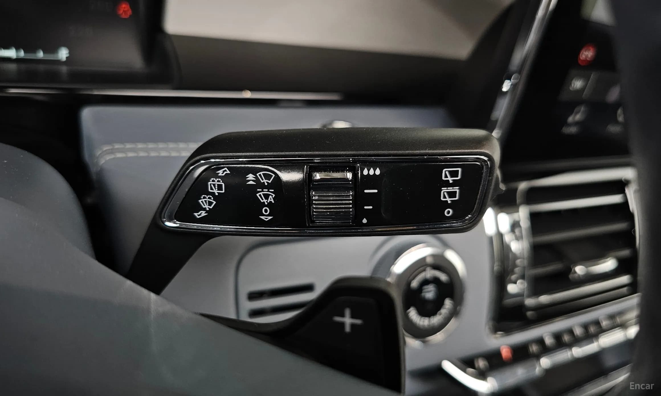 Navigator 4th generation
