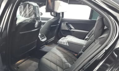 7 Series (G70)