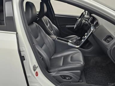 S60