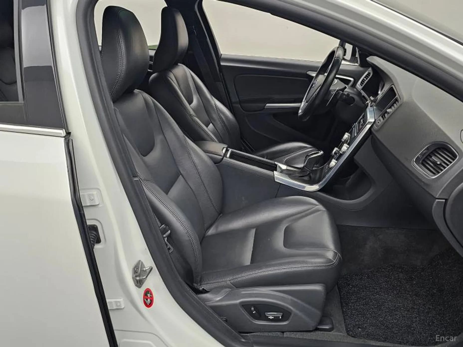 S60