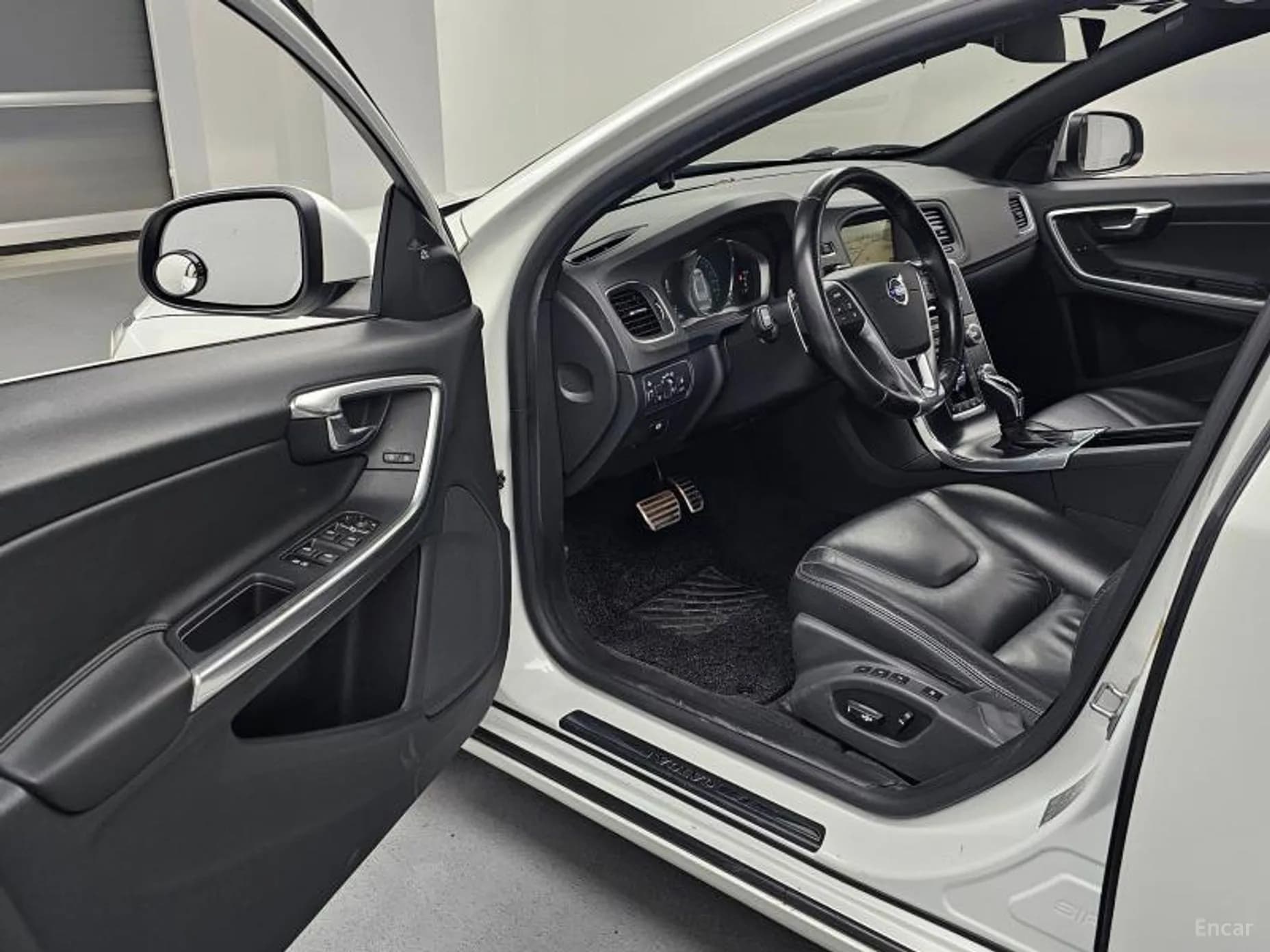 S60