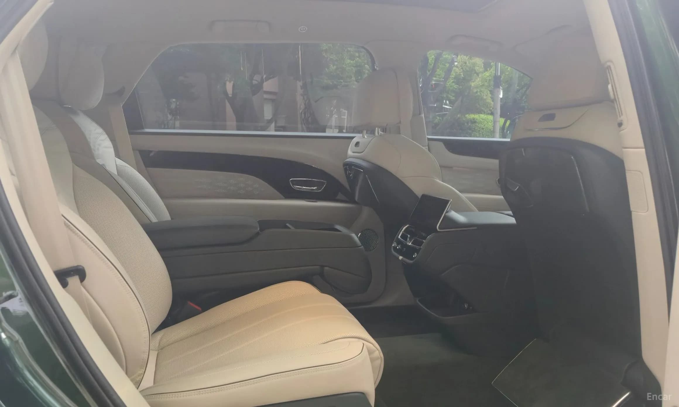 Bentayga