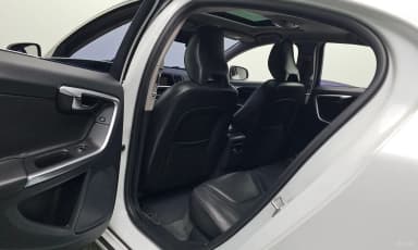 S60