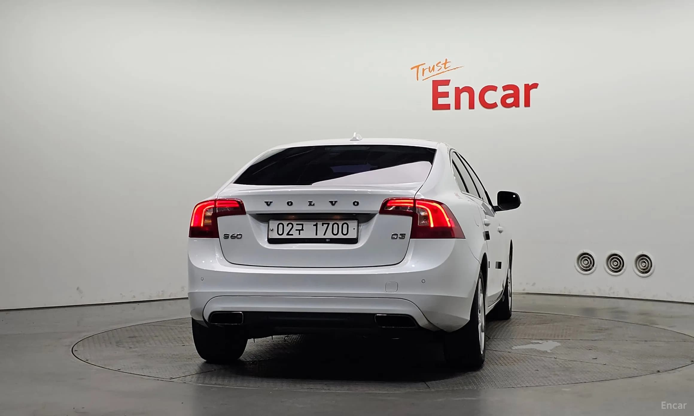 S60