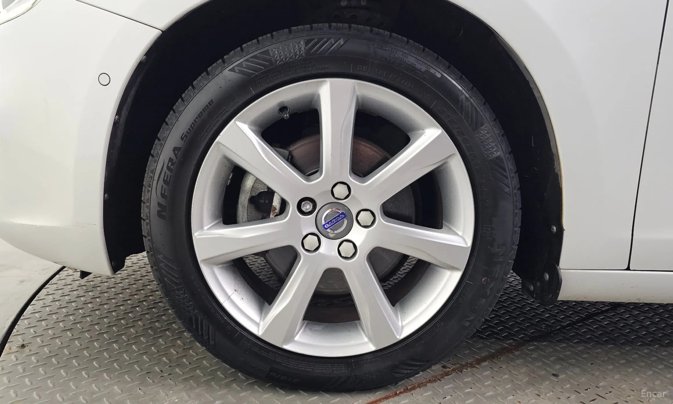 S60